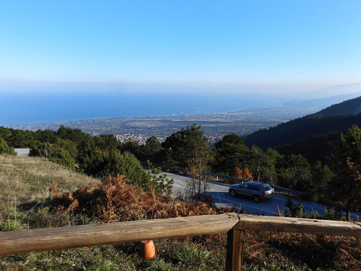 Panoramaloft - Quality, View, Sea & Mountain Apartment Litochoron Bagian luar foto